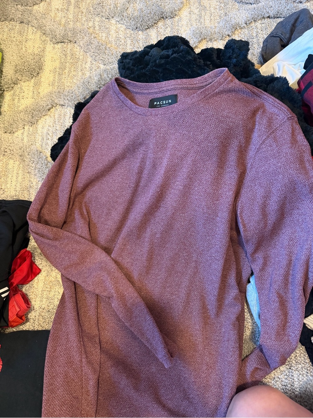 PacSun Men’s Crewneck Sweater in Maroon Heather